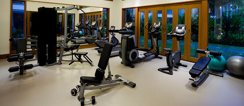 A photo showing the interior of a gym.