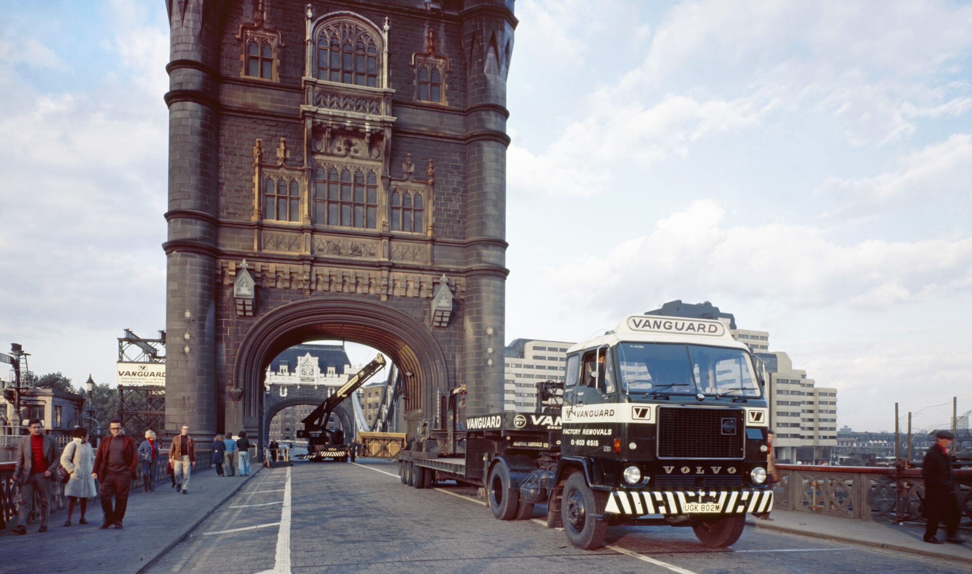 Vanguard lorry on Tower Bridge, 1975